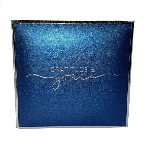 Unwritten Gratitude & Grace Two-Tone CZ Jesus Fish Pendant Necklace New - Picture 4 of 5